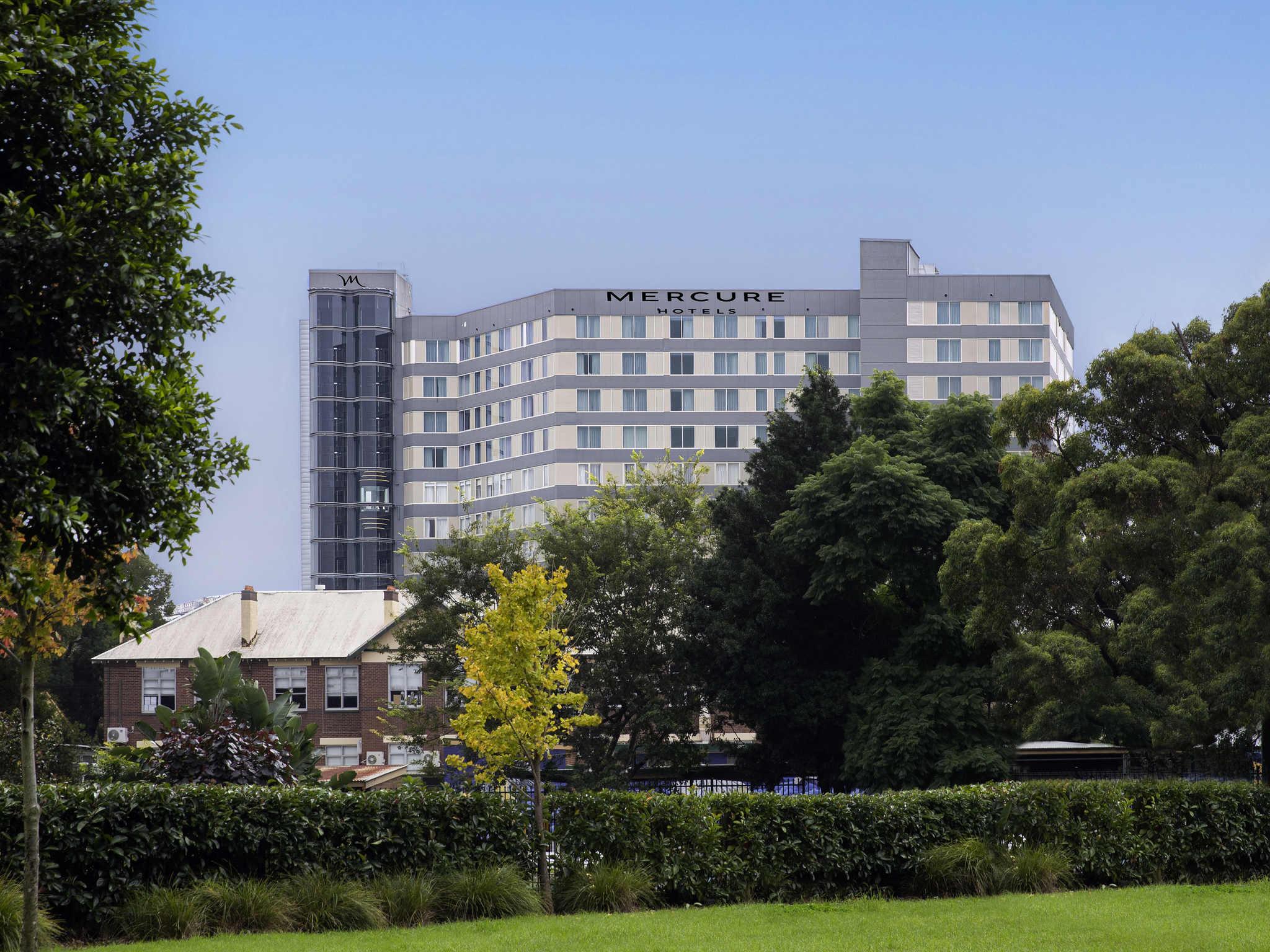 Mercure Sydney Bankstown Bagian luar foto
