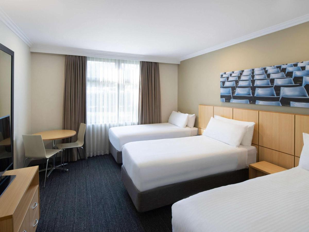 Mercure Sydney Bankstown Bagian luar foto