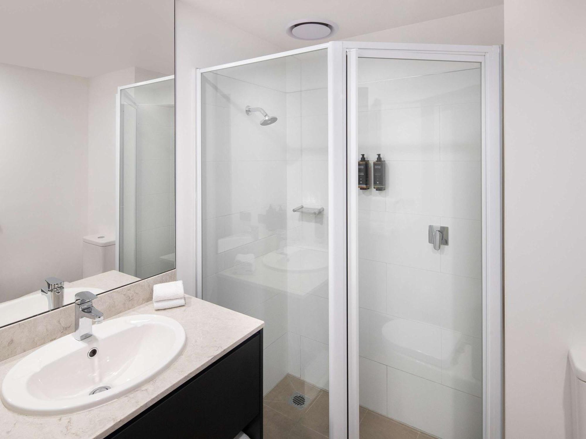 Mercure Sydney Bankstown Bagian luar foto