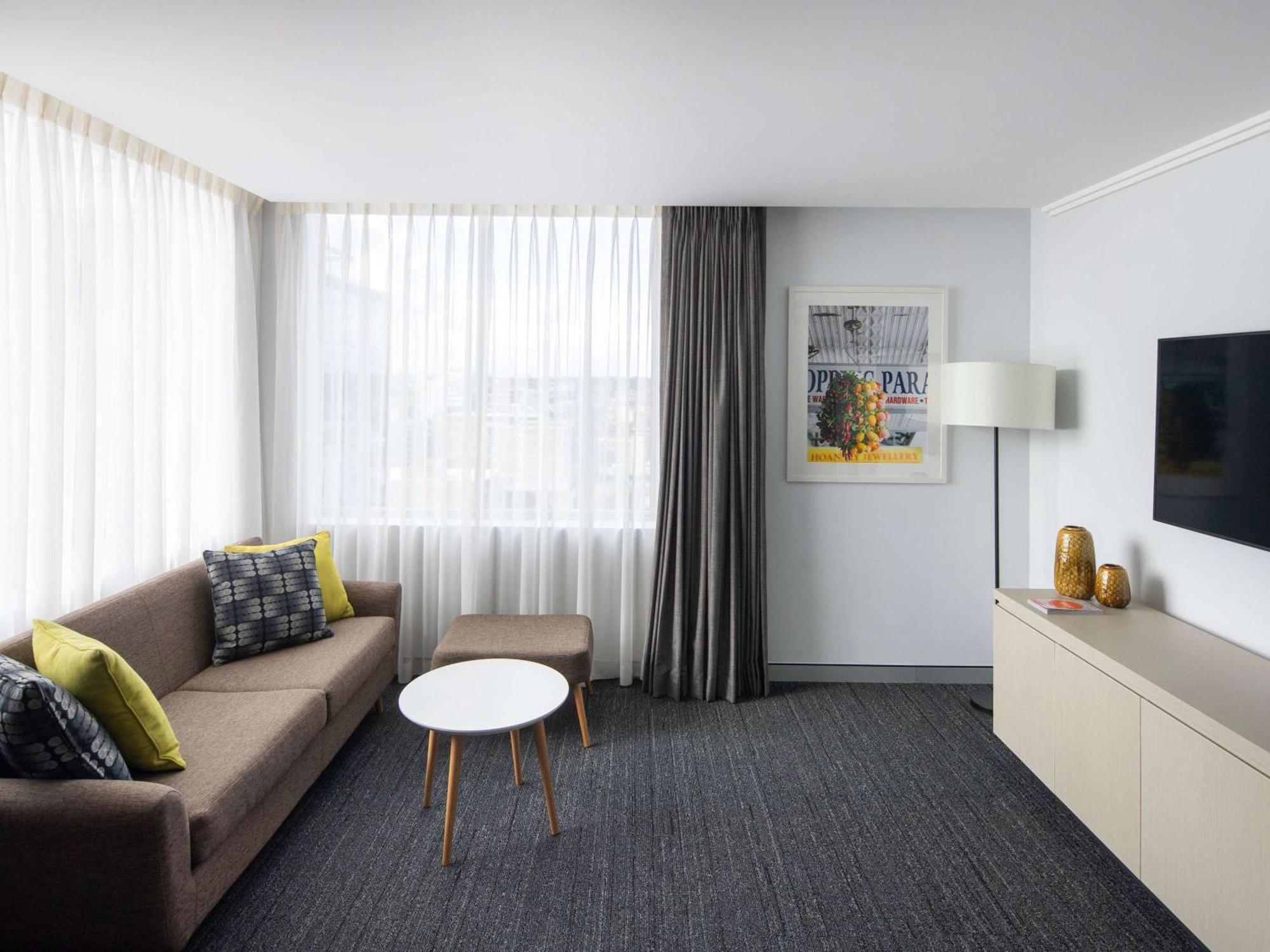 Mercure Sydney Bankstown Bagian luar foto